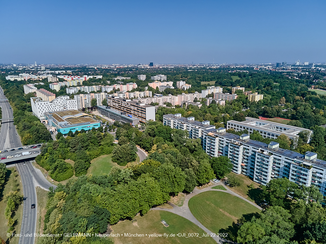 22.07.2022 - Plettzentrum und Montessori Schule in Neuperlach